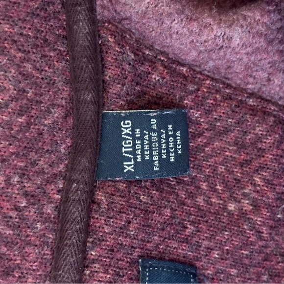 Maroon Sweater - Picture 3 of 4